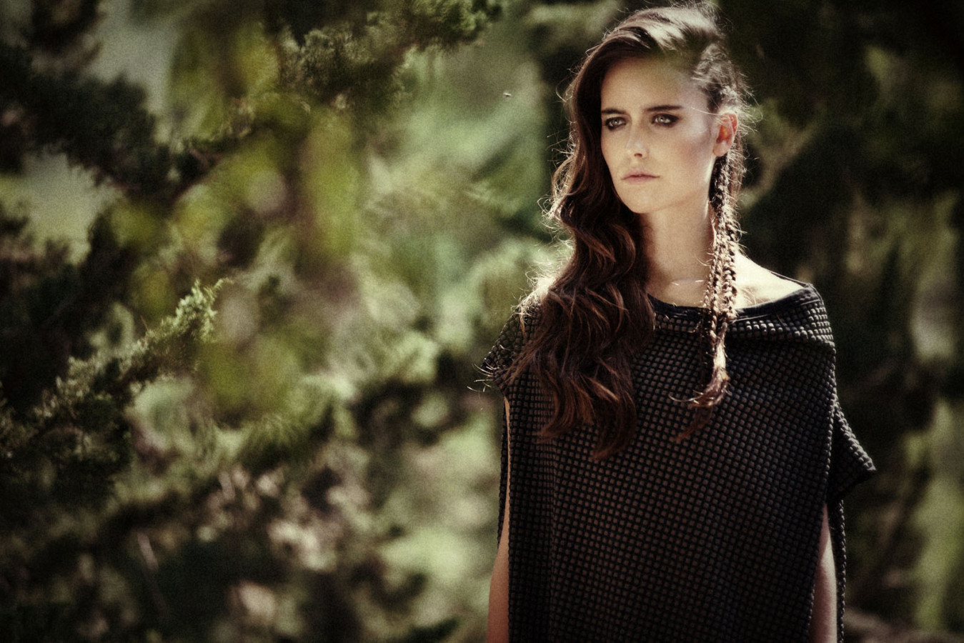 ioli-mirella-manta-neck-editorial-greek-fashion-designers-eshop10