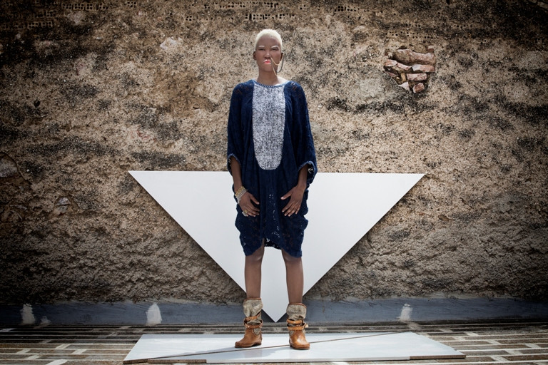 ioli-mirella-manta-neck-editorial-greek-fashion-designers-eshop12