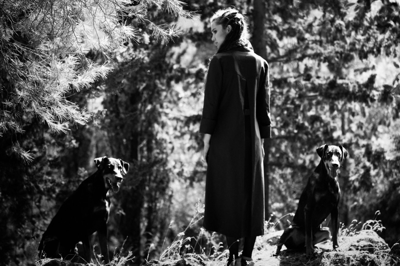 ioli-mirella-manta-neck-editorial-greek-fashion-designers-eshop12