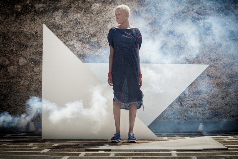 ioli-mirella-manta-neck-editorial-greek-fashion-designers-eshop15