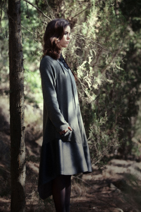 ioli-mirella-manta-neck-editorial-greek-fashion-designers-eshop16