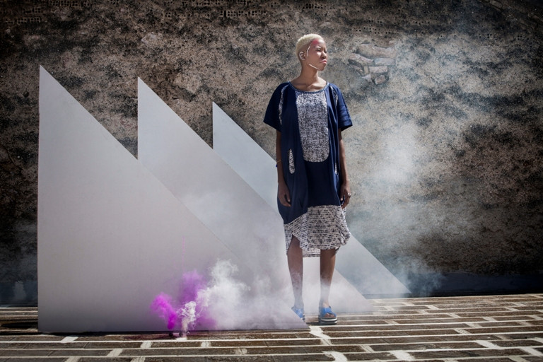 ioli-mirella-manta-neck-editorial-greek-fashion-designers-eshop18