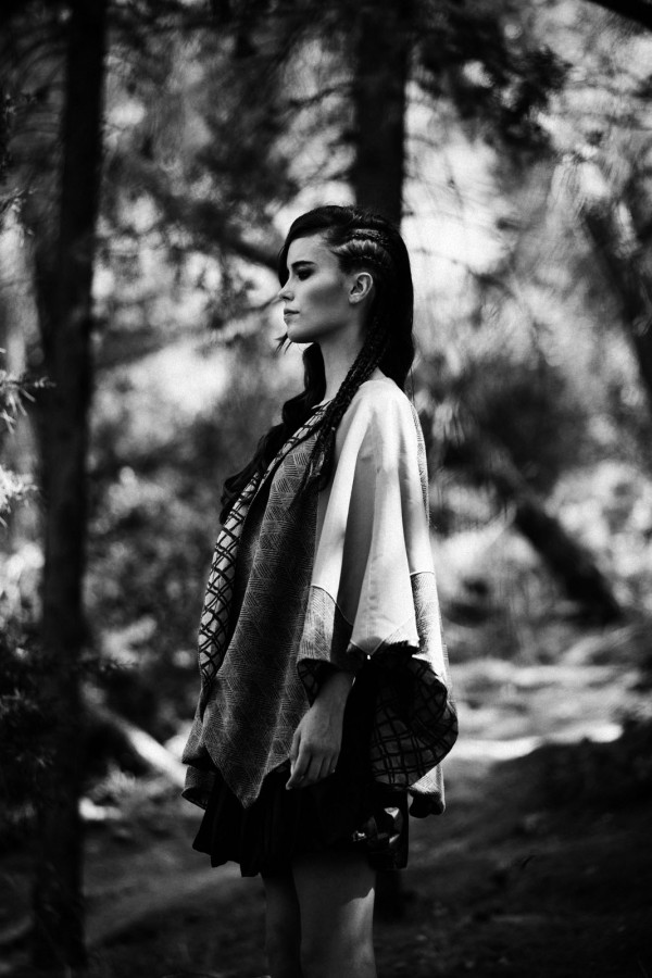 ioli-mirella-manta-neck-editorial-greek-fashion-designers-eshop2