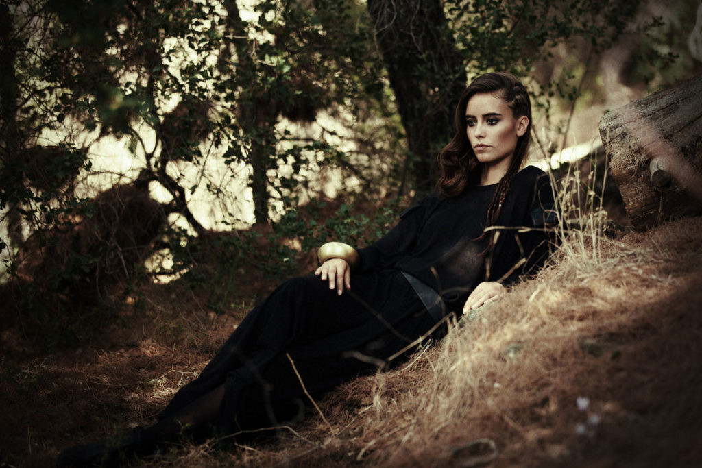 ioli-mirella-manta-neck-editorial-greek-fashion-designers-eshop20